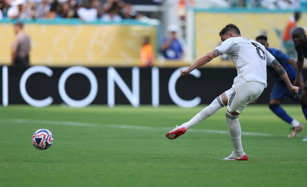 《幻兽帕鲁》新版本更新 削弱油田要塞敌人、减少随从收到的伤害